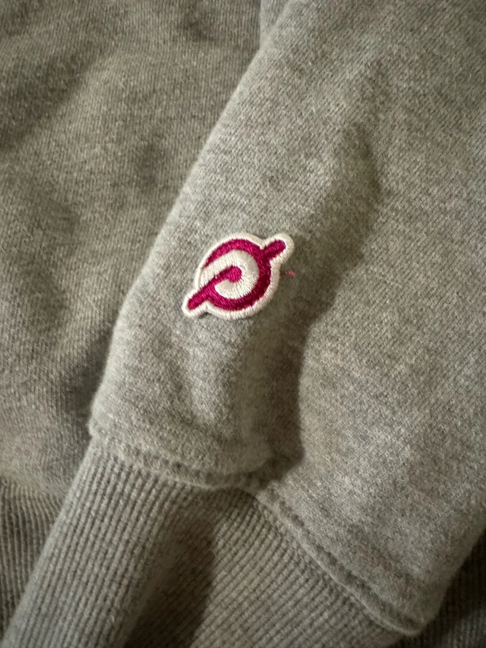 Peloton Gray Half Zip Hoodie Sweatshirt Logo Pullover Women’s Medium - Picture 5 of 9